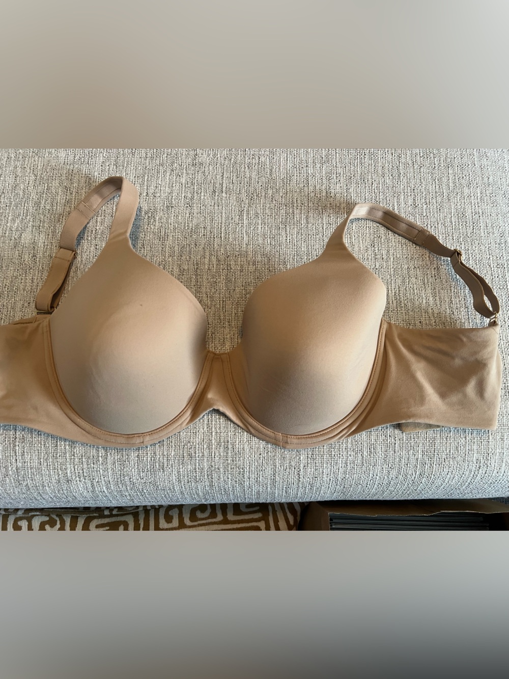 NWOT- Soma Embraceable Perfect Coverage Bra- 38DDD